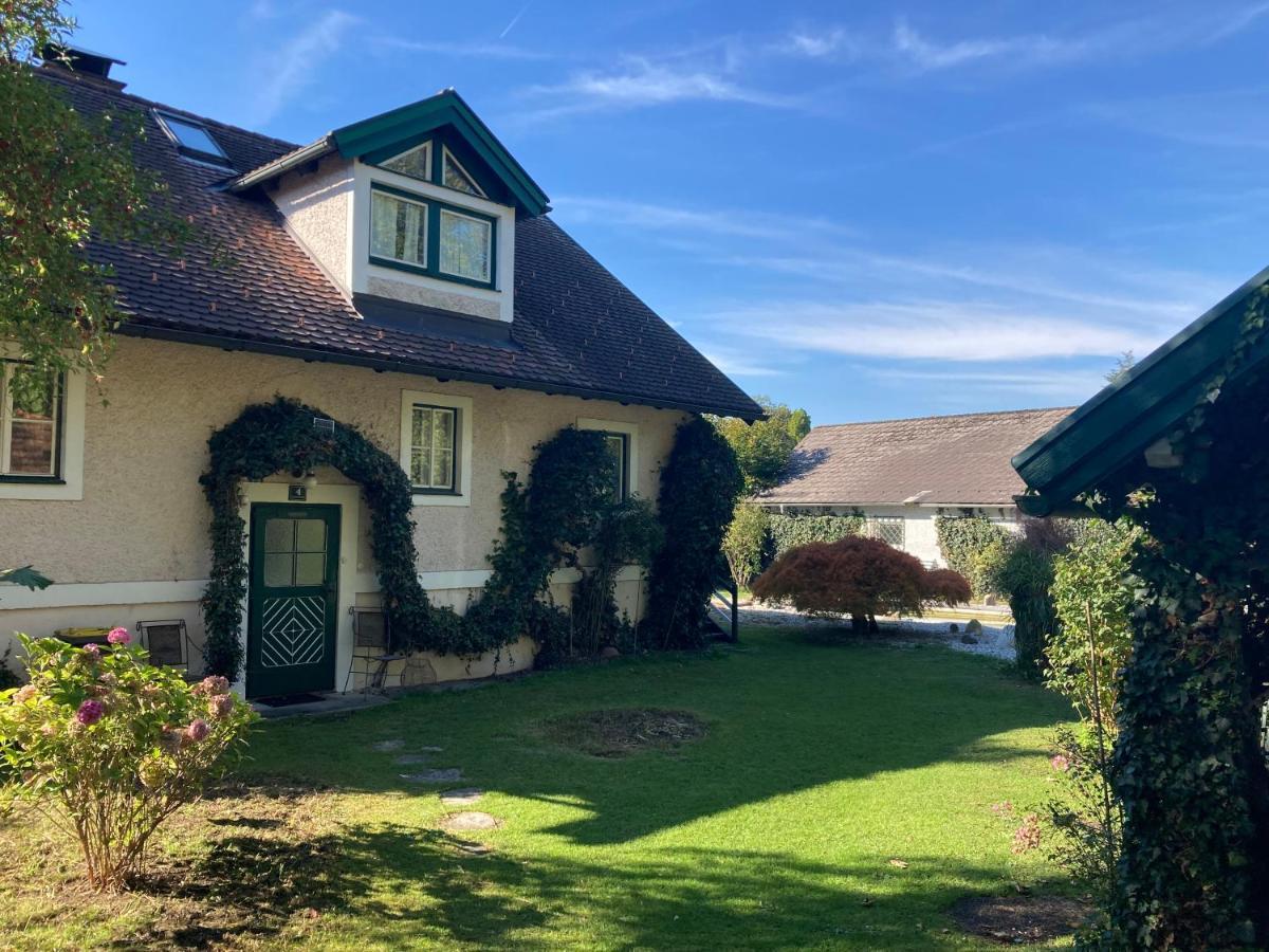 Haus Mit Sauna Und Privatem Badeteich In Anif Bei Salzburg Екстер'єр фото