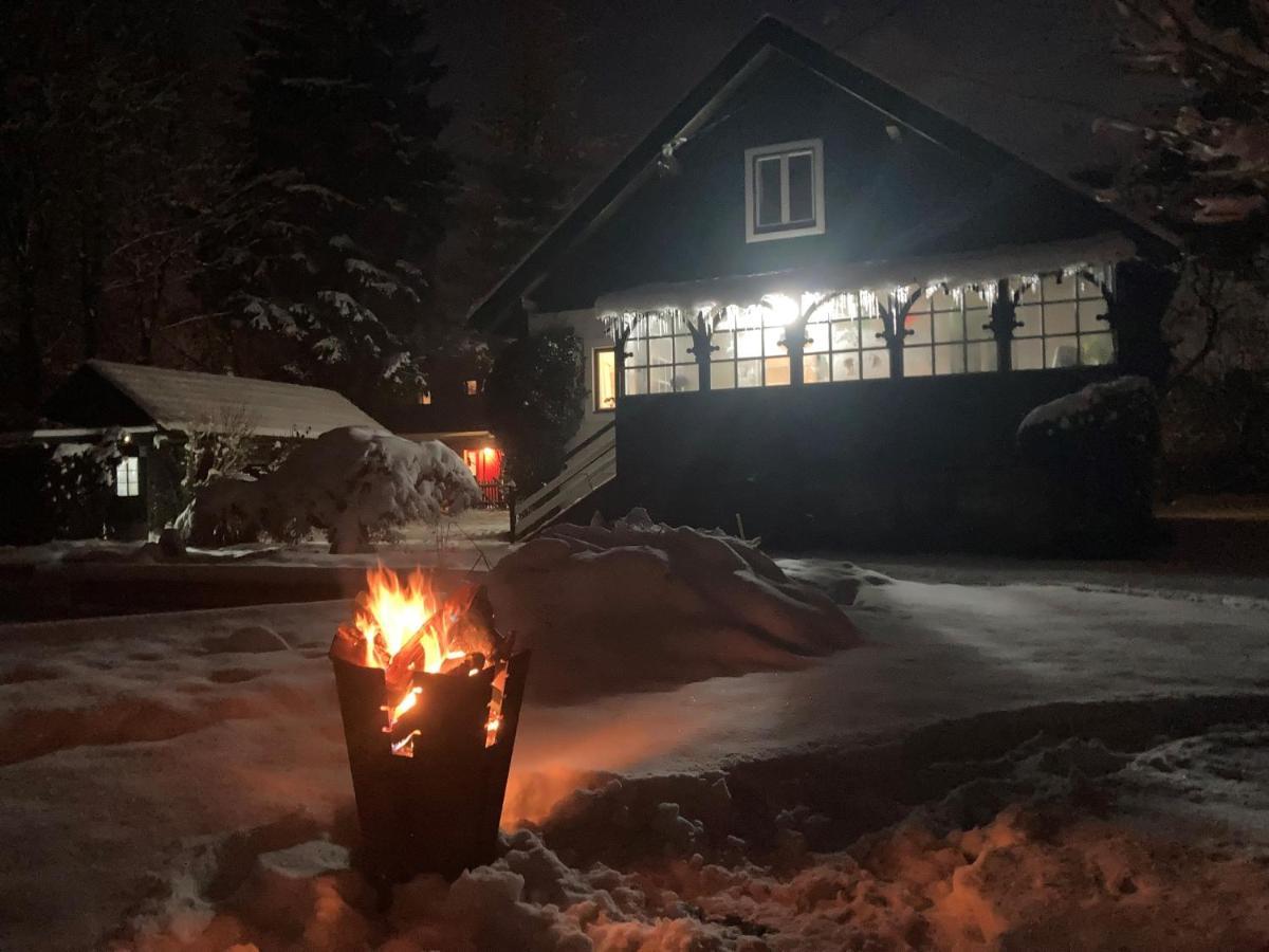 Haus Mit Sauna Und Privatem Badeteich In Anif Bei Salzburg Екстер'єр фото